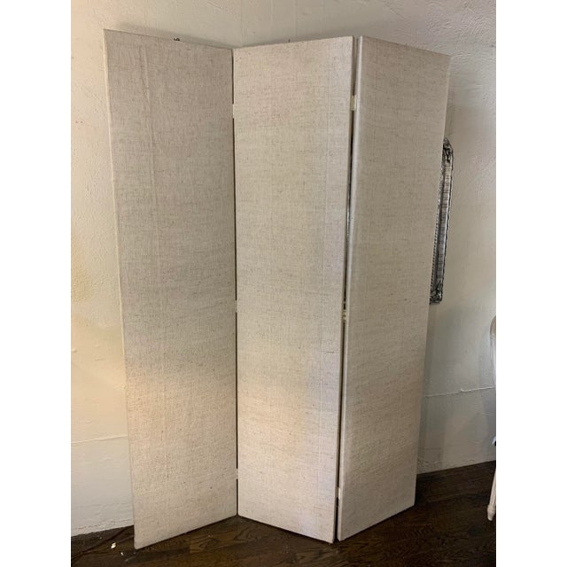 Vintage Mid 20th Century Linen Three Panel Screen For Sale - Image 4 of 4