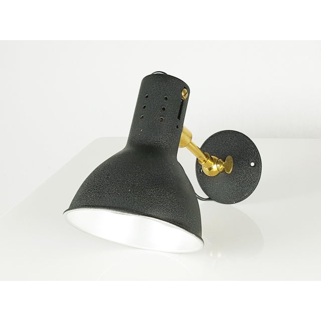 Metal Mid-Century Adjustable Wall Lamps in Black Painted Aluminum and Brass, 1950s, Set of 2 For Sale - Image 7 of 13