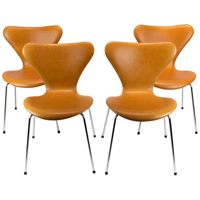 Model 3107 Chairs by Arne Jacobsen, Set of 4 For Sale - Image 15 of 15