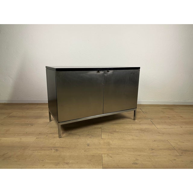 Black Steel 2544 Cabinet by Florence Knoll for Knoll, 1960s For Sale - Image 8 of 9