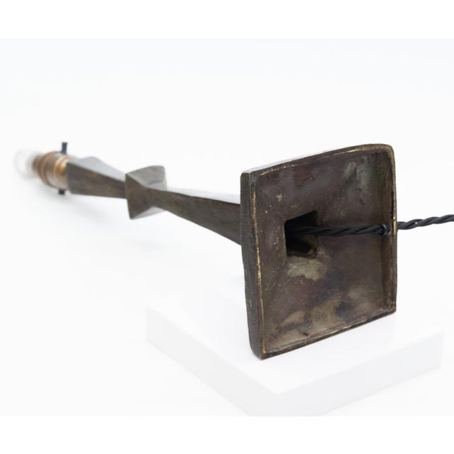 Patinated Bronze Table Lamp in the style of Giacometti For Sale - Image 4 of 8
