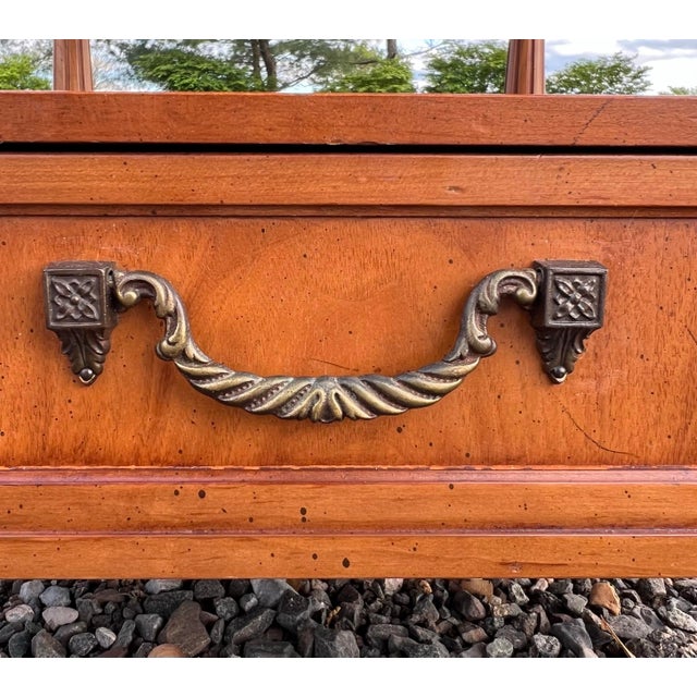 Vintage Henredon French Regency Side Tables - A Pair For Sale - Image 10 of 12