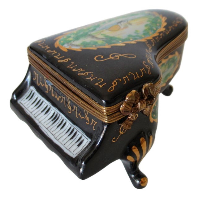 Limoges, France Rochard, Hand-Painted Baby Grand Piano Enameled Porcelain Trinket Box For Sale