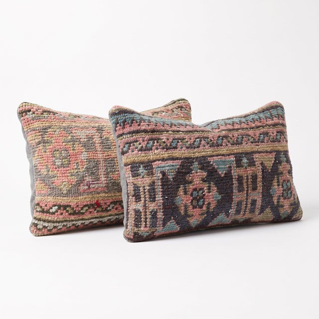 Mid-Century Modern Pink Anatolian Rug Pillow Cover 12'' X 20'' - Set of Two For Sale - Image 3 of 4