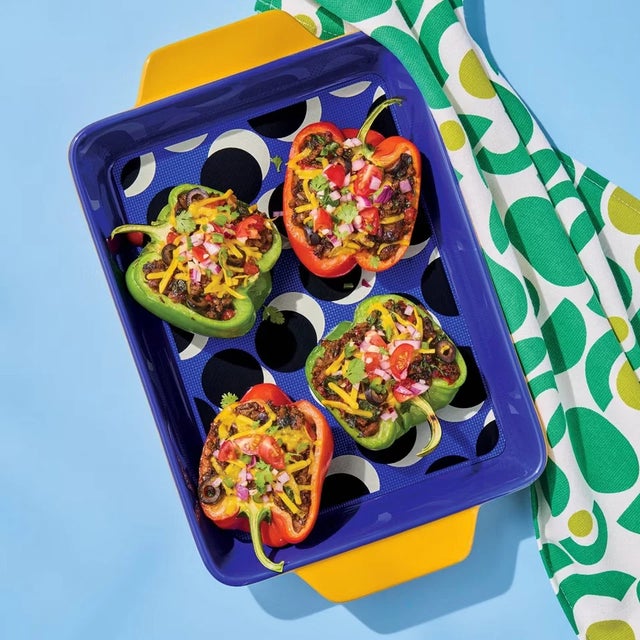 Early 21st Century 2pc Stoneware Rectangle Baking Dish Set W/ Removable Silicone Mat – Tabitha Brown Kitchen Bakeware For Sale - Image 5 of 5