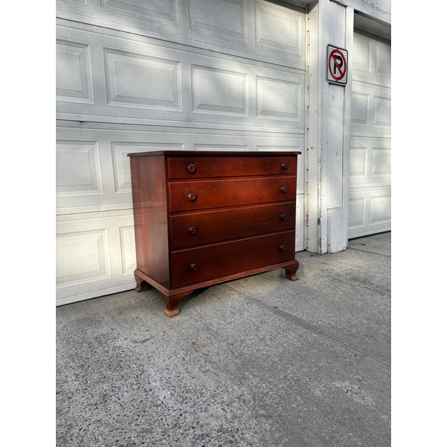 American Solid Wood Early American Dresser, Vintage 4 Drawer Chest, Maple Wood Bedroom Storage For Sale - Image 3 of 12