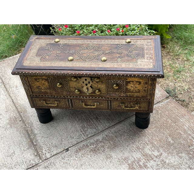 Zanzibar Blanket Chest Teak Wood With Brass Metal Overlay For Sale In Dallas - Image 6 of 12