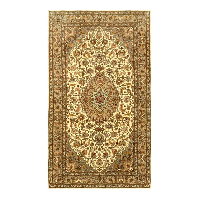 1940s Traditional Mid-20th Century Ivory Medallion Tabriz Silk Highlights Rug For Sale