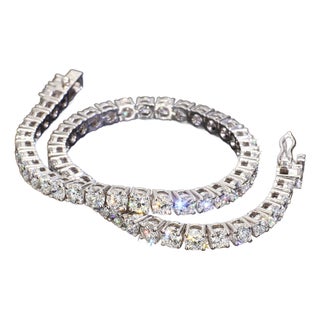 10k White Gold Tennis Bracelet With 10.26ctw of E/Vvs2 Grade Lab-Grown Diamonds For Sale