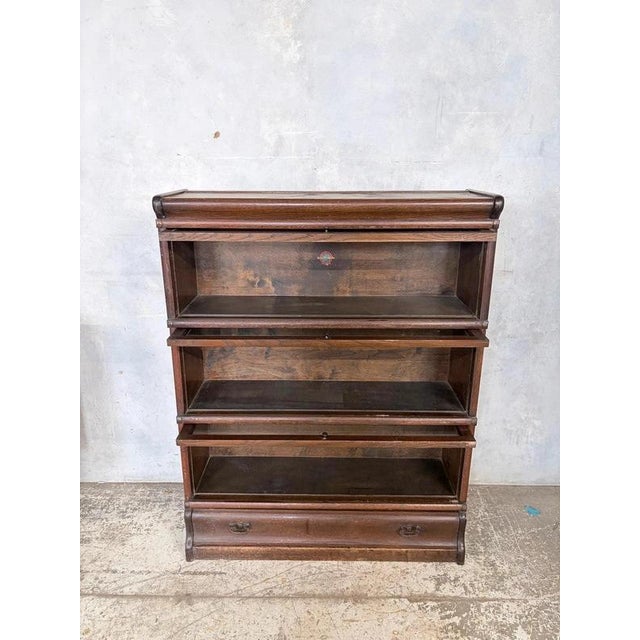 Antique Stackable Oak Barrister Bookcase from Globe Wernicke, 1890s For Sale - Image 4 of 7
