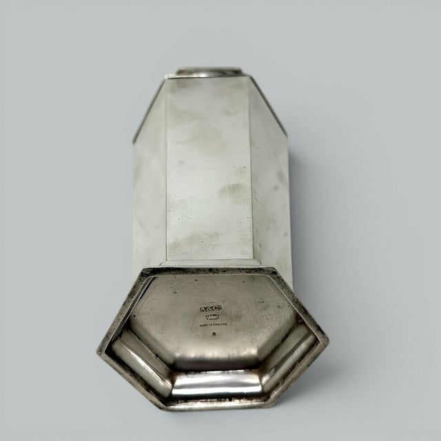 Art Deco Asprey Bond Street Art Deco Antique Vintage Silver Hexagonl Cocktail Shaker 1920 For Sale - Image 3 of 8