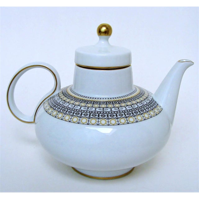 Argentinian Porcelain Teapot For Sale - Image 4 of 7