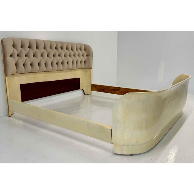 Italian Art Deco Bed in Parchment Leather with Beige Velvet Capitonné, 1940s For Sale - Image 4 of 12