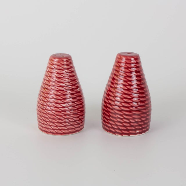 1960s Vintage Secla Pink Ceramic Salt & Pepper Shakers, 1960s, Set of 2 For Sale - Image 5 of 13