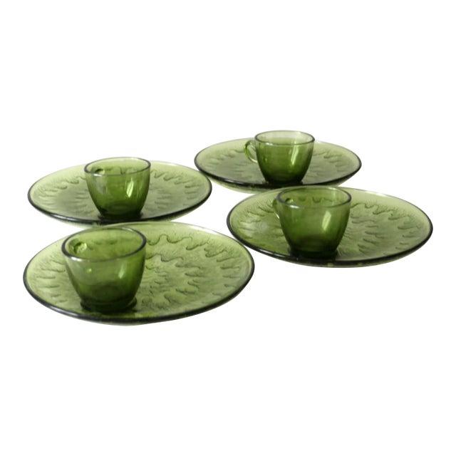 Vintage 70s Indiana Glass Sunburst Snack Set For Sale