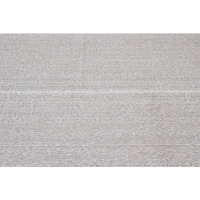 Ivory and Gray Contemporary Flatweave Wool Rug 7 X 9 For Sale - Image 9 of 12