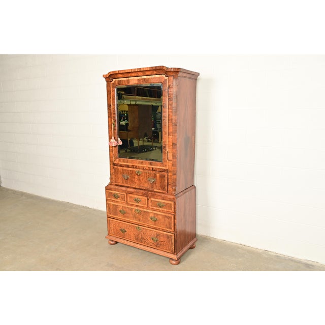 18th Century Antique English William & Mary Banded Walnut Mirror Front Secretary Desk With Bookcase Hutch For Sale - Image 17 of 17