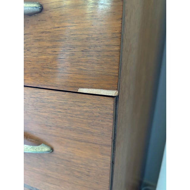 Mid-Century Modern 1950s Era Thomasville Highboy Dresser For Sale - Image 3 of 7