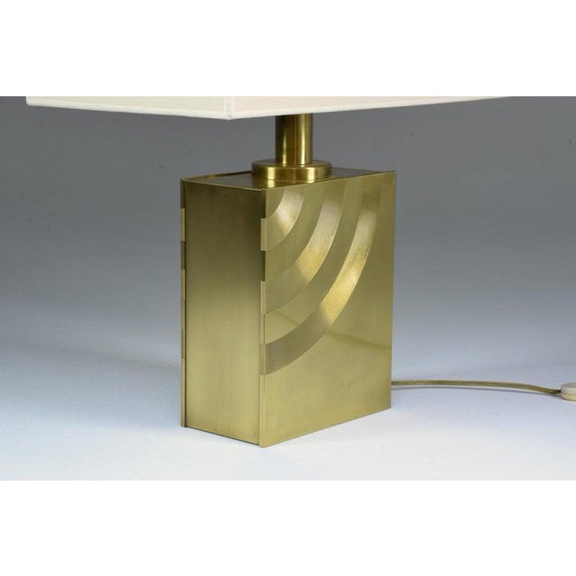 1970s 1970s Italian Engraved Brass Table Lamp With Fabric Shade For Sale - Image 5 of 7