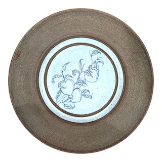 1980's Monumental Stoneware Pottery Charger Decorated - Ken Edwards Montana Potter For Sale