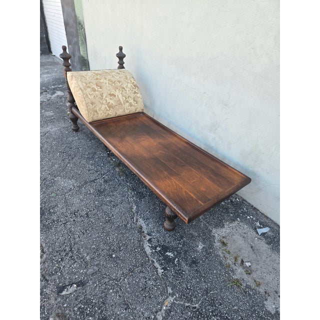 Late 19th C Anglo Indian Chaise Lounge Original Condition For Sale - Image 9 of 14