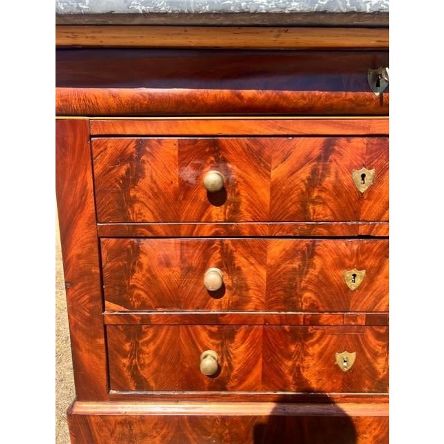 19th Century Louis Philippe Flam Mahogany Marble Top Chest of Drawer / Commodes For Sale - Image 10 of 18