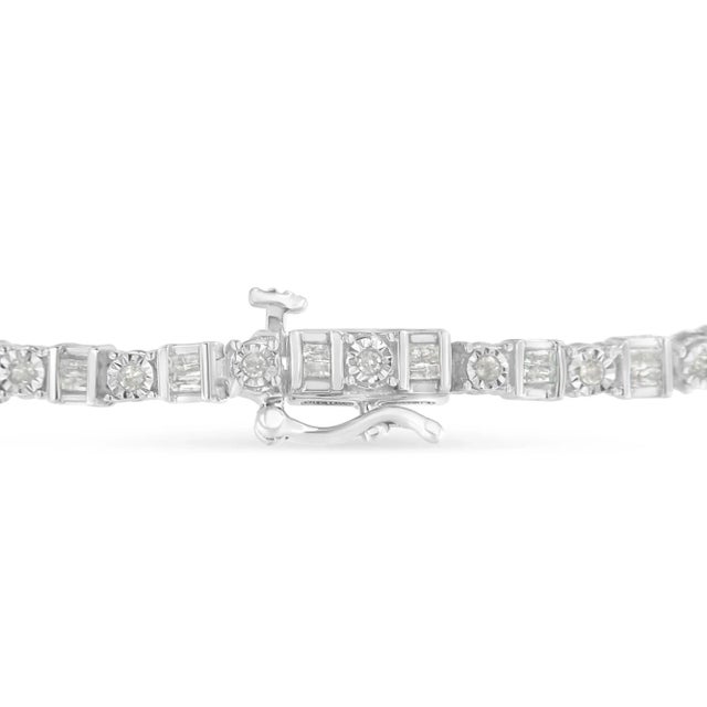2020s .925 Sterling Silver 1.0 Cttw Round & Baguette Cut Diamond 7" Alternating Round and Square Station Tennis Bracelet (I-J Color, I3 Clarity) For Sale - Image 5 of 8