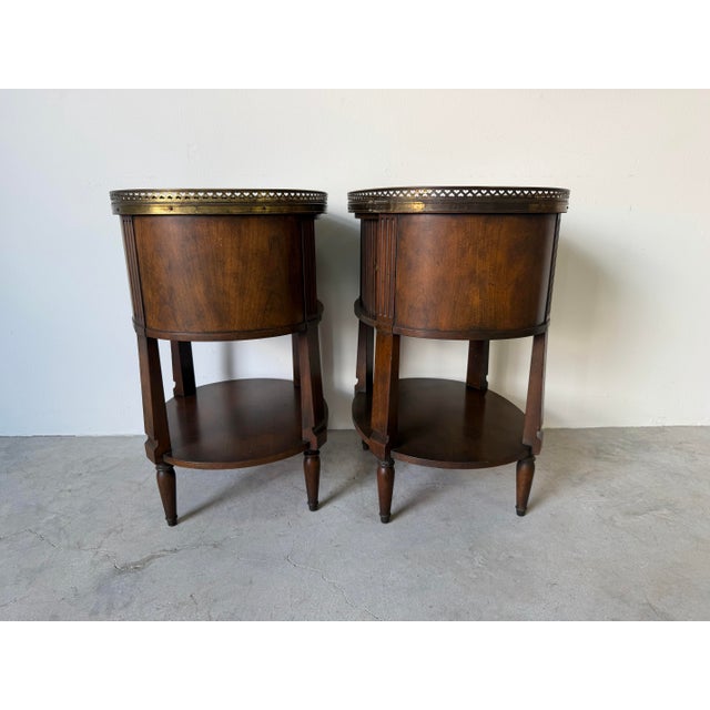 1970s Vintage Baker Furniture French Regency Style Tambour Door Nightstands With Pierced Brass Gallery – A Pair For Sale - Image 5 of 12