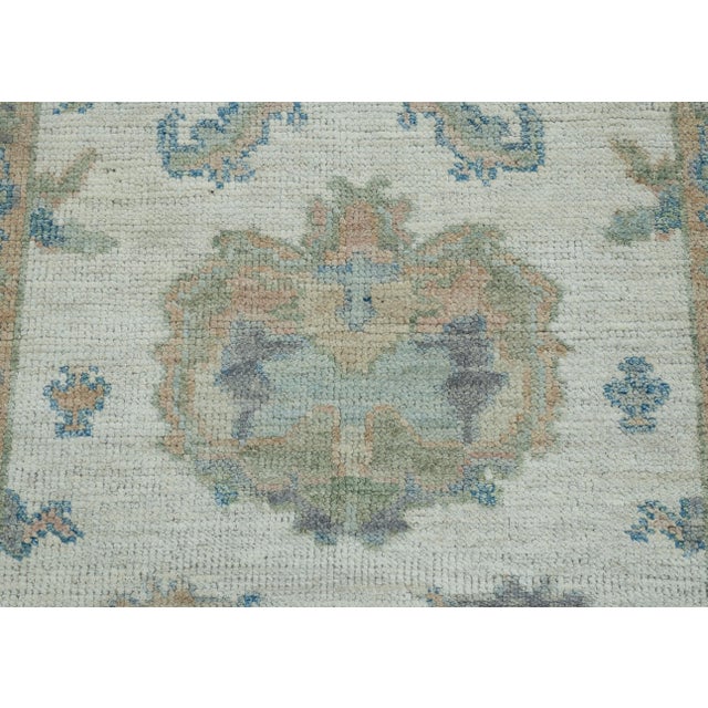 Turkish Oushak Rug 3'11" x 5'10" #17899 For Sale In Houston - Image 6 of 8