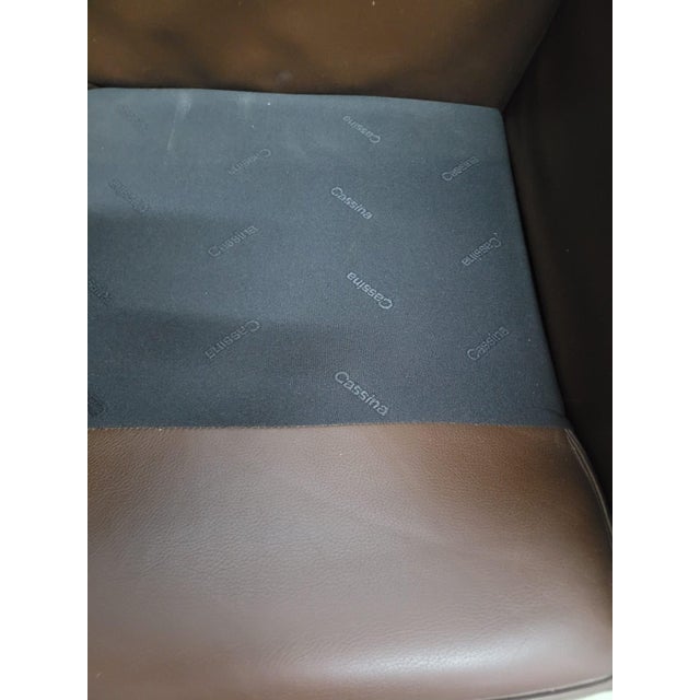 LC2 Leather Chairs by Le Corbusier, 1965, Set of 2 For Sale - Image 15 of 18
