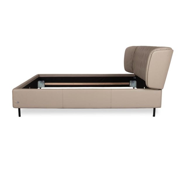 Sono Bed in Beige Leather from Rolf Benz For Sale - Image 13 of 15