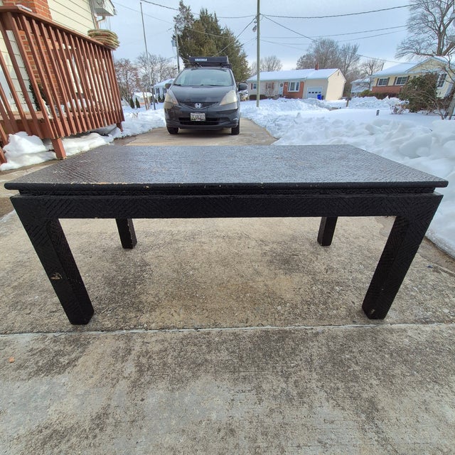 Mid-20th Century Asian Ming Style Rectangular Black Lacquered Grasscloth Coffee Table (48x24") For Sale - Image 10 of 15