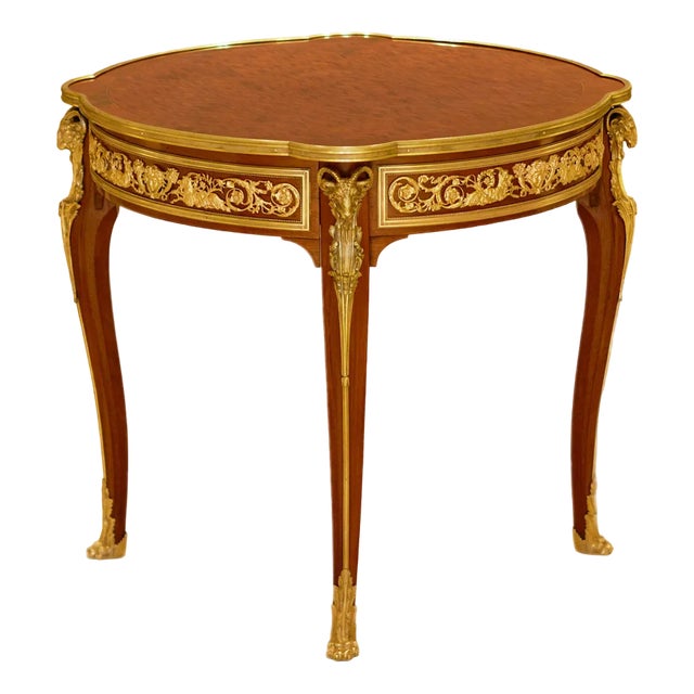 Late 19th Century Louis XV Mahogany Table Decorated with Marquetry attributed to Francois Linke For Sale