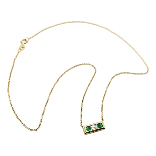 18k Gold Emerald and Diamond Bar Pendant Necklace For Sale