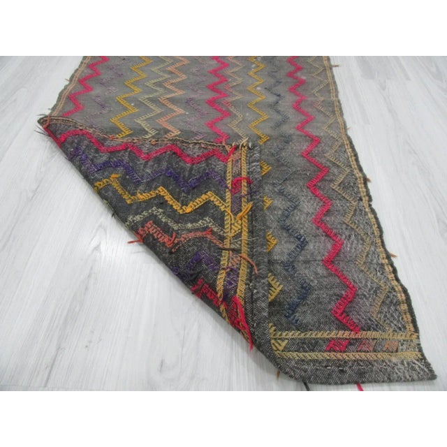 Mid 20th Century 1960s Vintage Turkish Embroidered Cotton Kilim Rug - 2′11″ × 11′2″ For Sale - Image 5 of 6