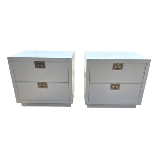 Mid-Century Modern Henredon "Bel Air" Campaign Style Creamy White Nightstands - A Pair For Sale