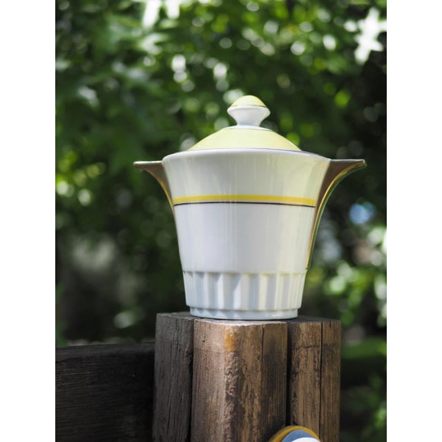 1930s 1920s French Limoges Giraud Le Grand Depot Art Deco Gold and Yellow Sugar Pot For Sale - Image 5 of 11