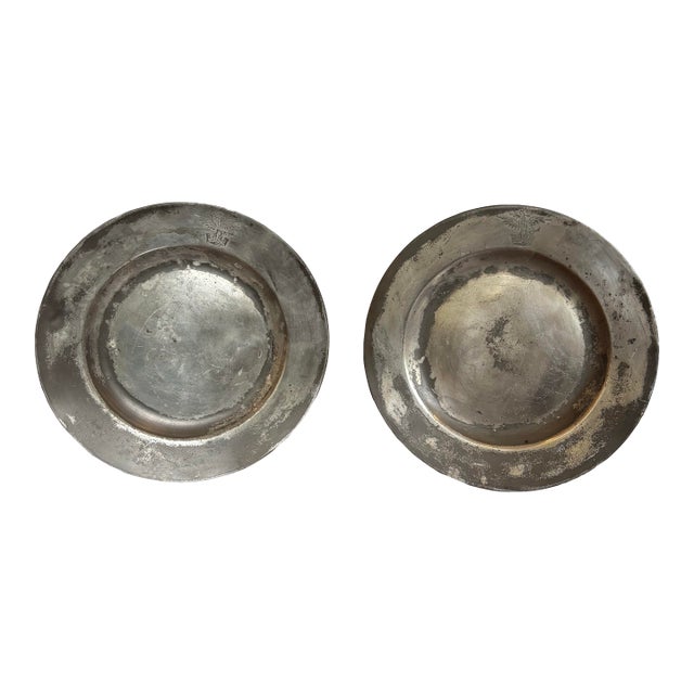 Rare Pair of Pewter Plates Circa 1735 For Sale
