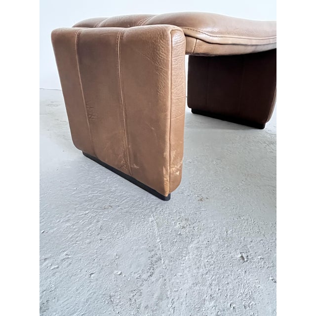 Set of Leather DS50 Armchair and Ottoman from de Sede, 1970s For Sale - Image 4 of 8