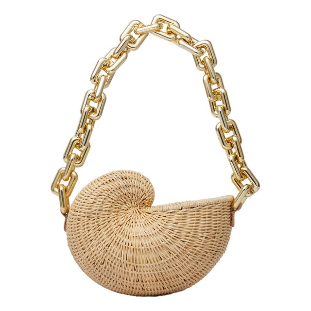 2026 Summer Poolside Natural the Anna Conch Shell Wicker Shoulder Bag Gold Chain For Sale