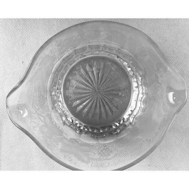 Mid 19th Century Clear Glass Wine Rinser With Engraved Grapes and Leaves-19th C. For Sale - Image 5 of 7