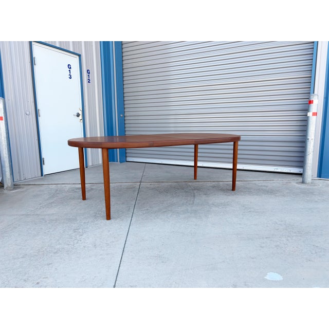 1960s Danish Modern Teak Extendable Dining Set For Sale - Image 13 of 17