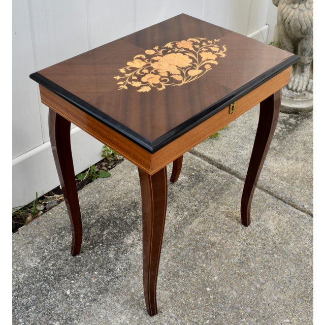 Wood VTG.Sorrento Italian Inlaid Wood Music Box Table Jewelry Sewing Side Table For Sale - Image 7 of 17