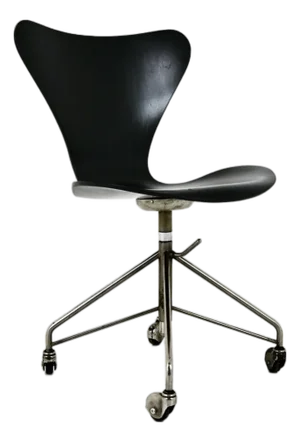 Model 3217 Chair by Arne Jacobsen for Fritz Hansen, 1960s
