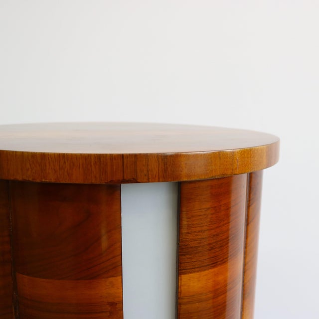 Art Deco Illuminated Pedestal For Sale In New York - Image 6 of 8