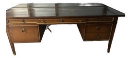 Example of Stow and Davis Desks