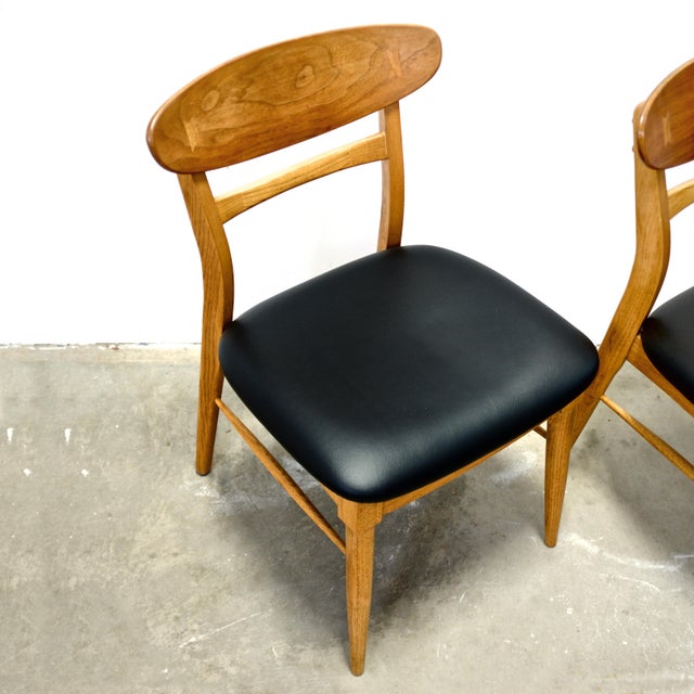 Lane “Acclaim” Walnut & Ash Pair of Dining Chairs For Sale In Boston - Image 6 of 14