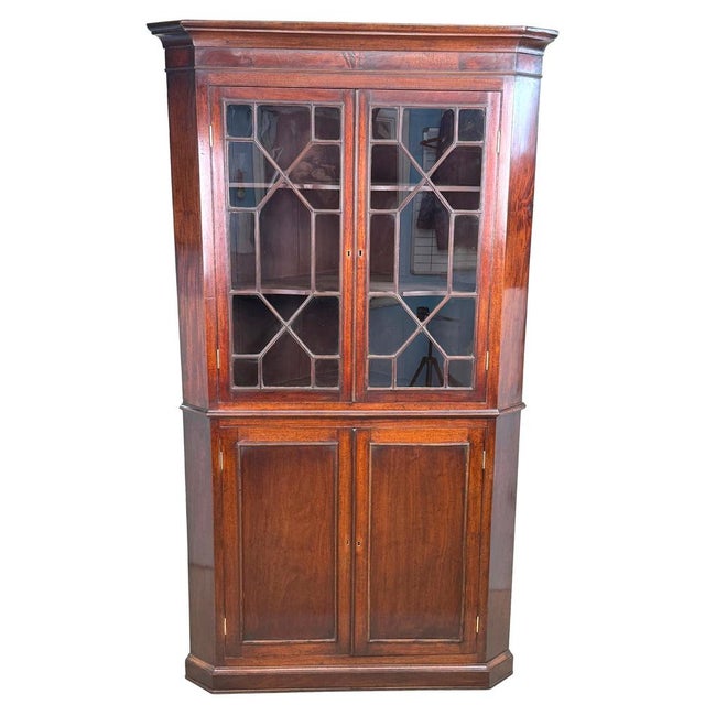 Georgian Mahogany Double Corner Cabinet, 1770 For Sale - Image 4 of 11