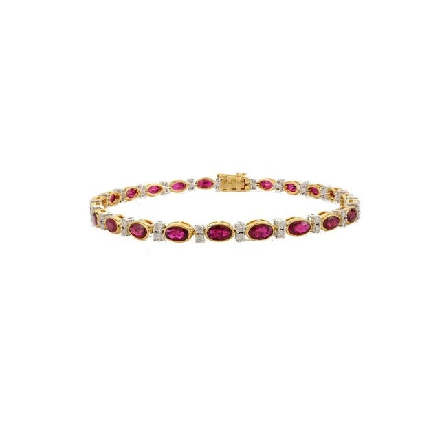 6.37 Cts Tennis Bracelet in 18k Yellow Gold Ruby Diamond by VRJewels For Sale In New York - Image 6 of 10