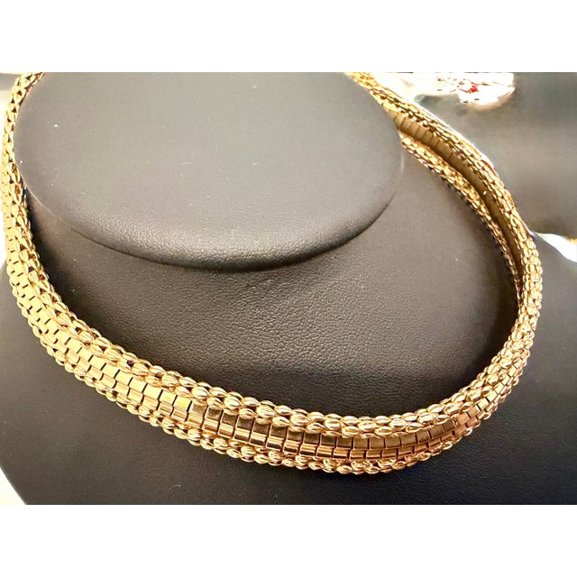 Vintage 18 Karat Yellow Gold 55.5 Gm Choker Link Like Chain Unisex, 16" Necklace For Sale In New York - Image 6 of 18
